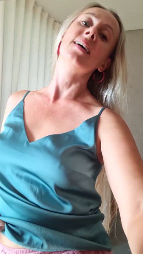 hotwife milf mature milfs thefunmilf milfnhoney clip