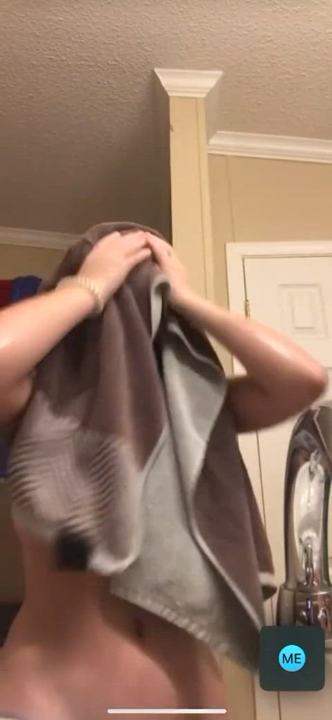 big tits redhead towel just-boobs clip