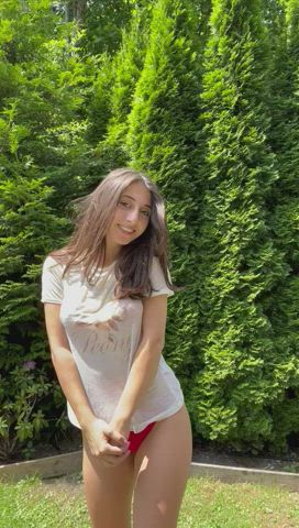 Boobs Jiggling Pink Pretty Teen clip