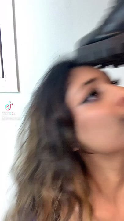 Big Ass Big Tits Girls clip