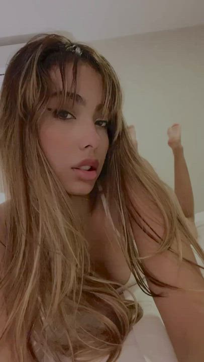 My boobs look cute in this top :)
