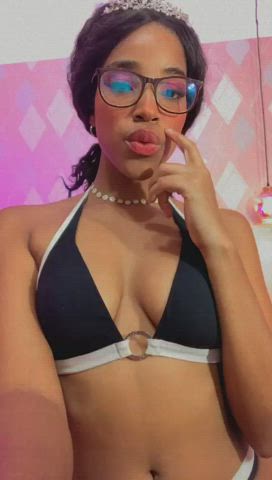 Big Tits Dancing Latina Lingerie Model Natural Tits Tattoo Tits clip