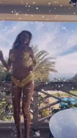 bikini cleavage heidi klum clip