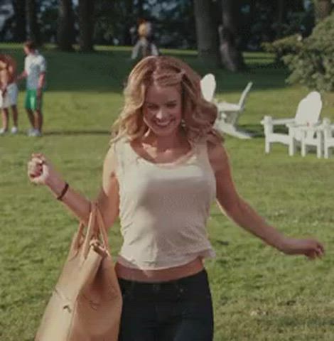 alice eve big tits blonde boobs british celebrity jiggling petite tits clip