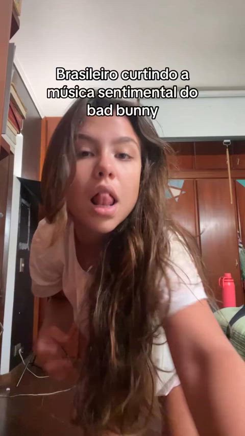 ass boobs brunette latina teen tits clip