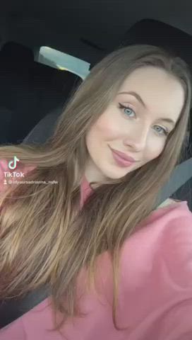 Blowjob cute π