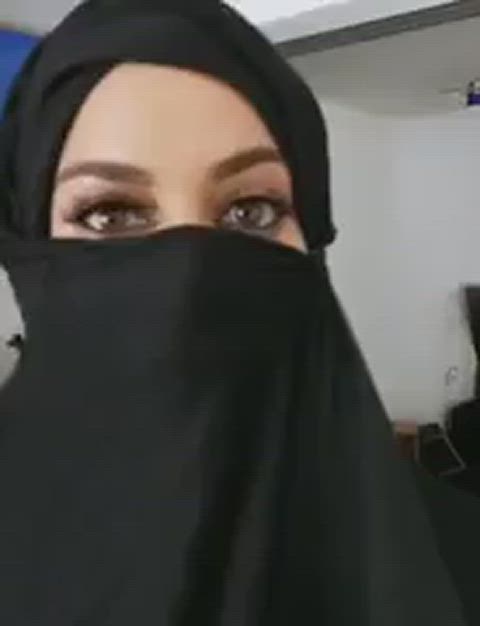 big tits boobs hijab clip