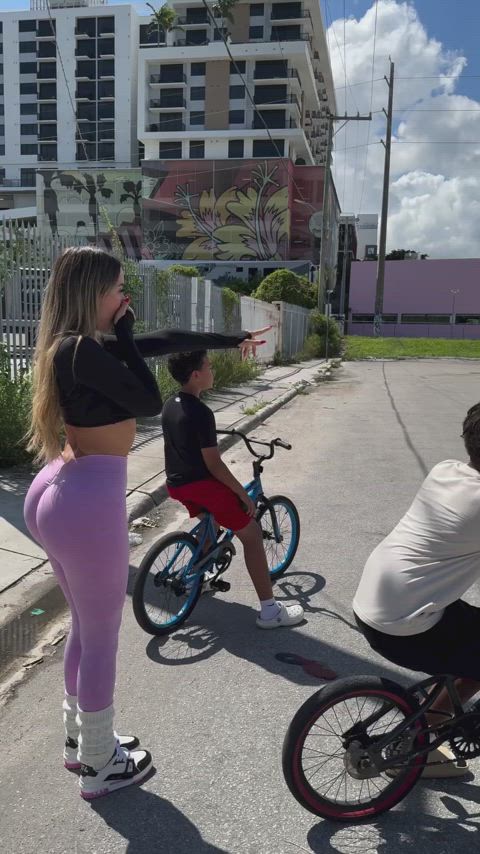 amwf amateur ass blonde goddess loyalfans outdoor tiktok yoga pants r/supercutebabesjizzed