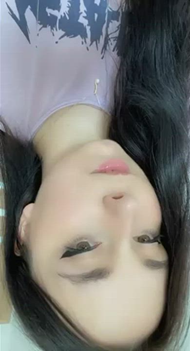 Nails Pussy Teen clip