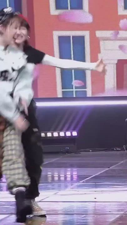 Bouncing Tits Cute Teen clip