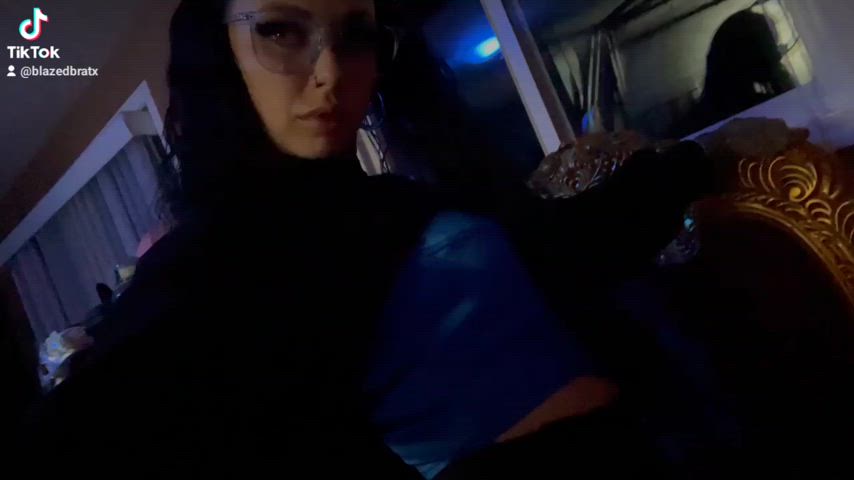 feet mistressmercyrage sneakers suicide-girls clip
