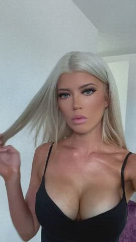 big tits blonde tits clip
