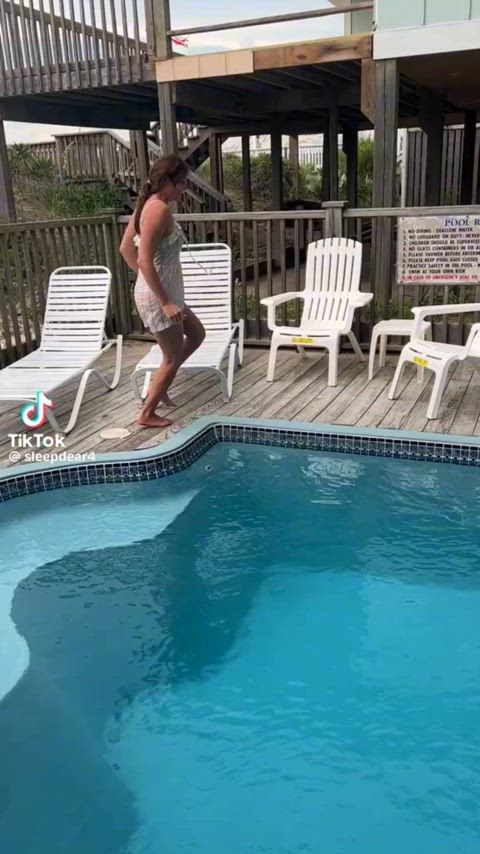 downblouse flashing nipple nipples nipslip small nipples tits clip