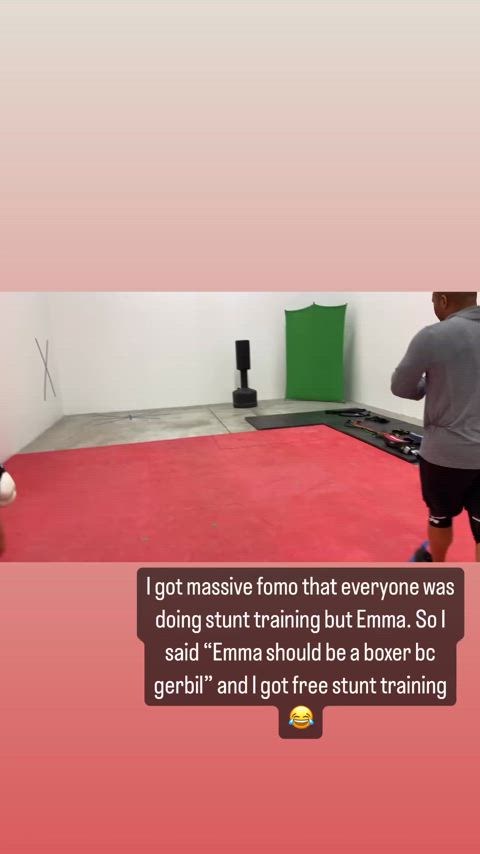 blonde celebrity sports bra clip