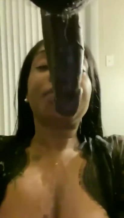 Betty Busty Ebony Blowbang Ebony clip
