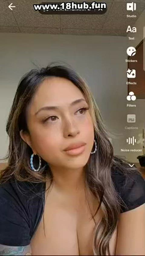 19 years old big tits blowjob camgirl naked onlyfans sex tiktok clip