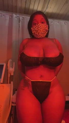 Ebony Huge Tits Thick clip