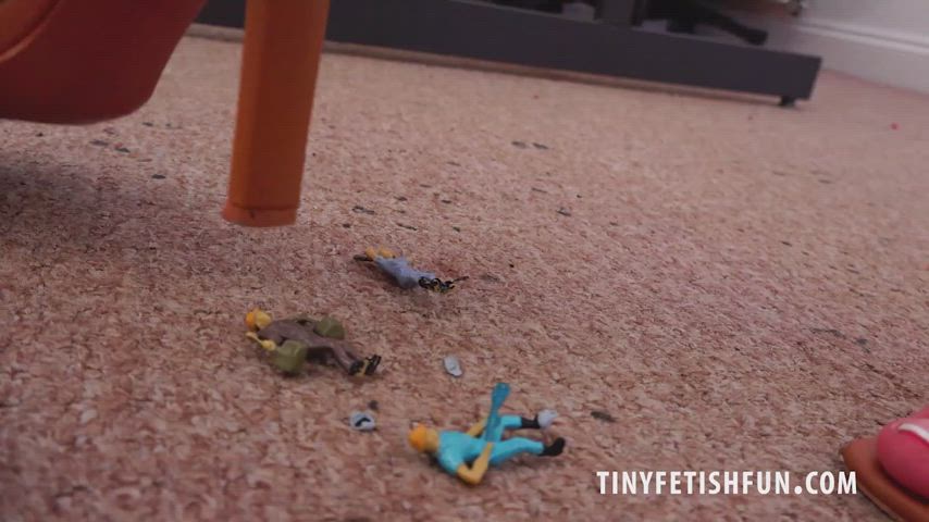 Giantess Fetish Foot Crushing