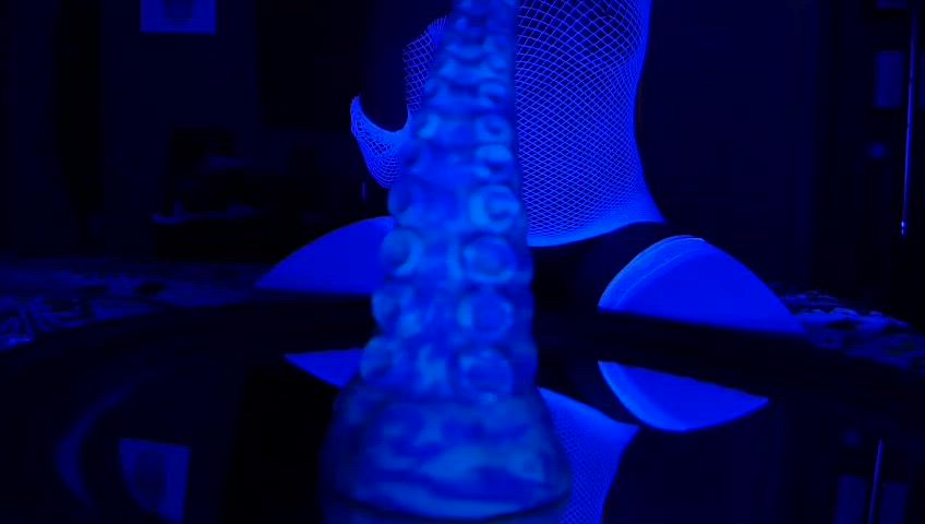 aika bad dragon huge dildo oral tentacles clip