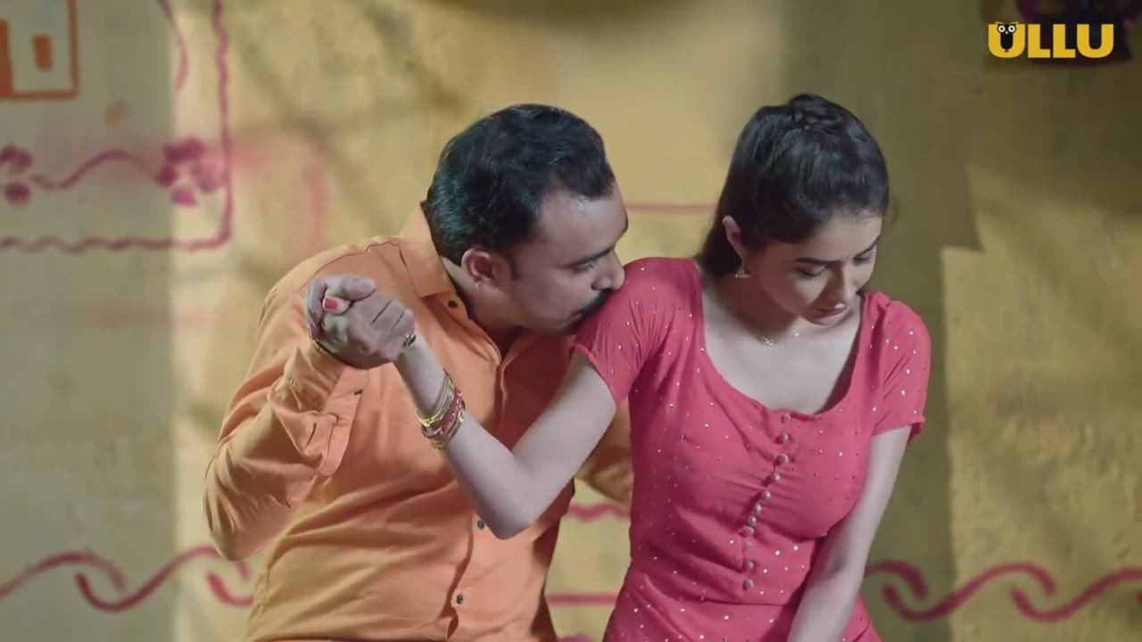Indian Kissing Prostitute clip