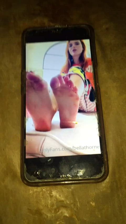 bella thorne cum on feet cumshot feet fetish clip