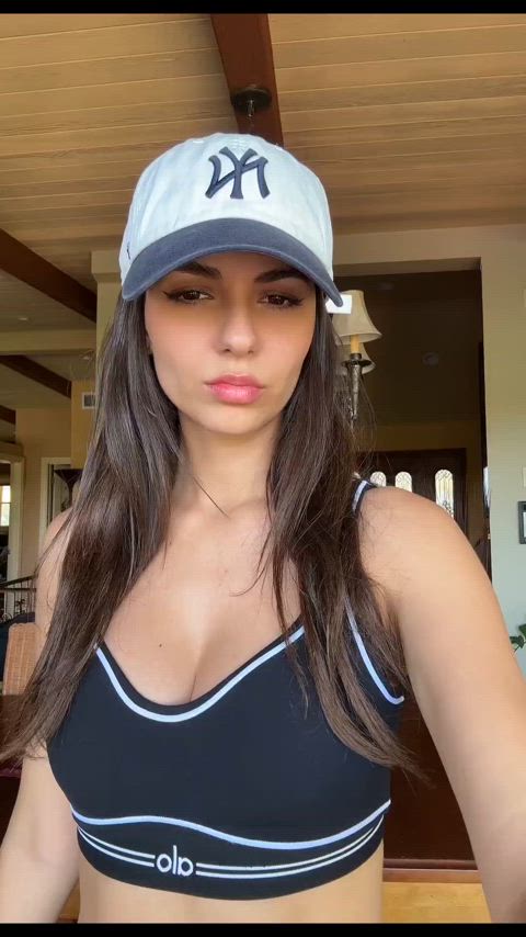 Victoria justice