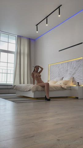 Sexy Petite