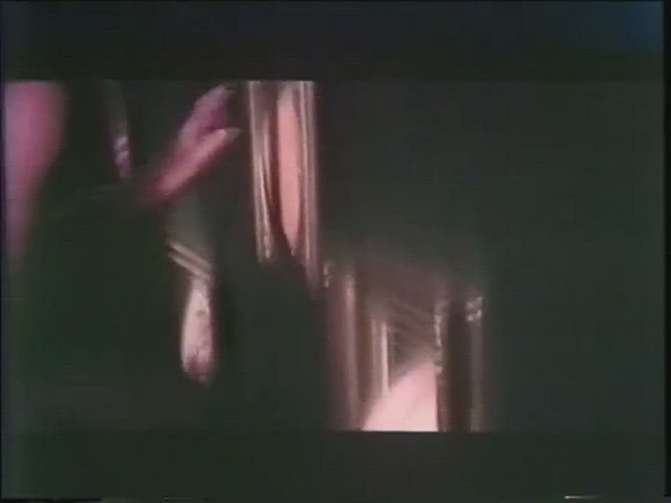 Blonde Facial Vintage clip