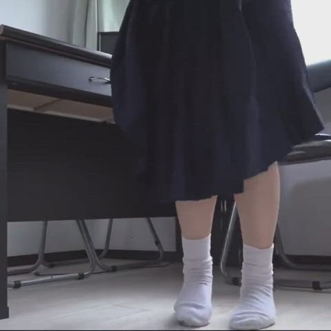 cumshot piss teen clip
