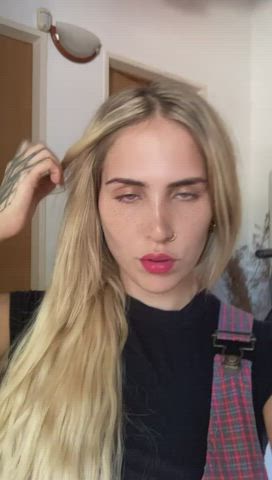 Blonde Goddess Humiliation clip