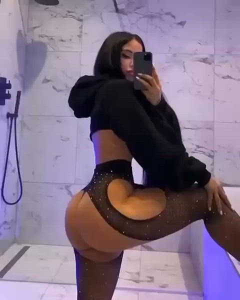 bbw brunette doggystyle clip