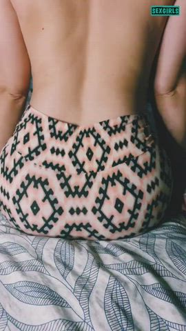 ass big ass skirt clip