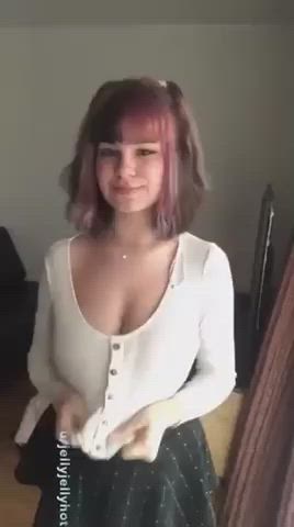 Cutie with hangers