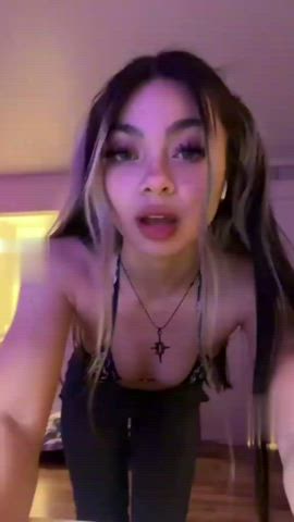 Asian BabeCock Cumshot clip