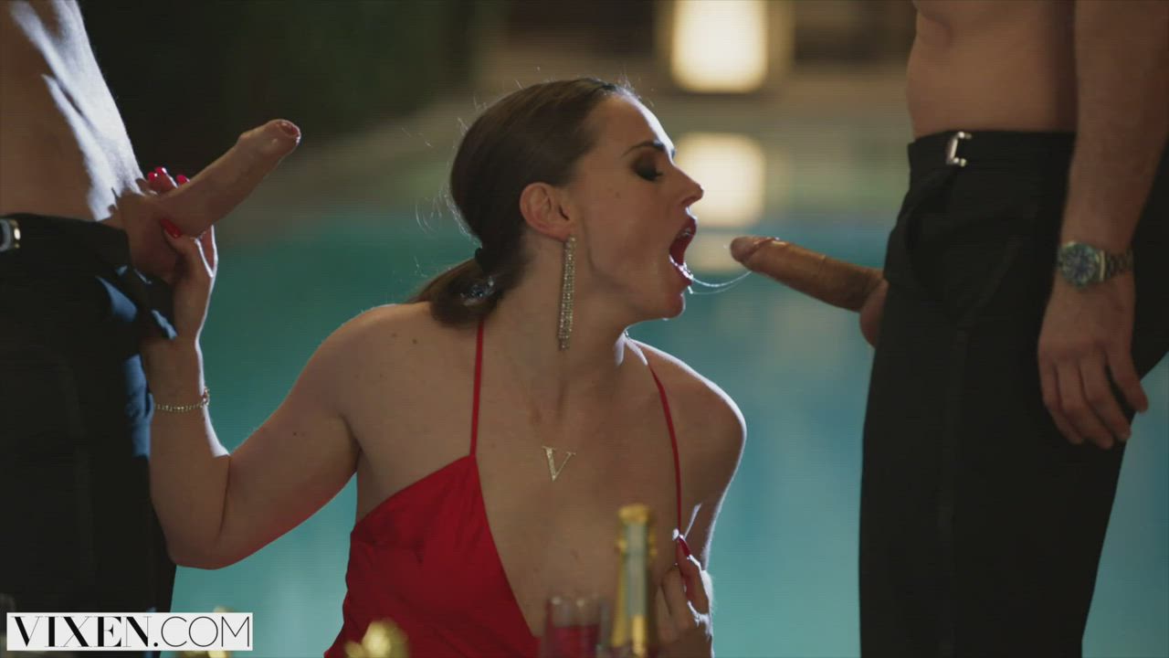 Blowbang Blowjob MILF Tori Black clip