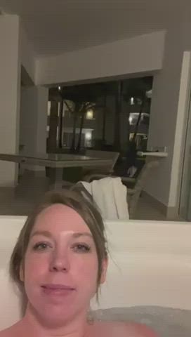 More tub fun!
