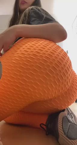 femdom findom yoga pants girls-in-yoga-pants clip