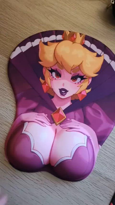 Interesting standee (Rizdraws)