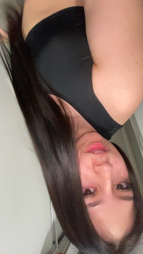 My leggings let my big fart escapeπ¨π¨