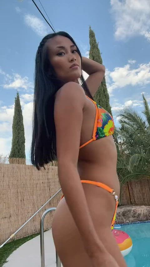Sexy and tight, just taste me inside