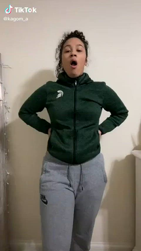 tiktok girls pretty teen teens sex dancing tits starlet tease clip