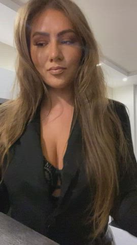Cute OnlyFans Teasing clip