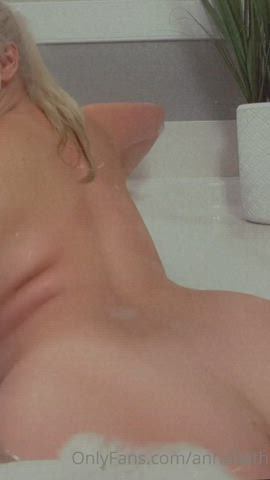 anna faith carlson ass big tits blonde exposed onlyfans clip