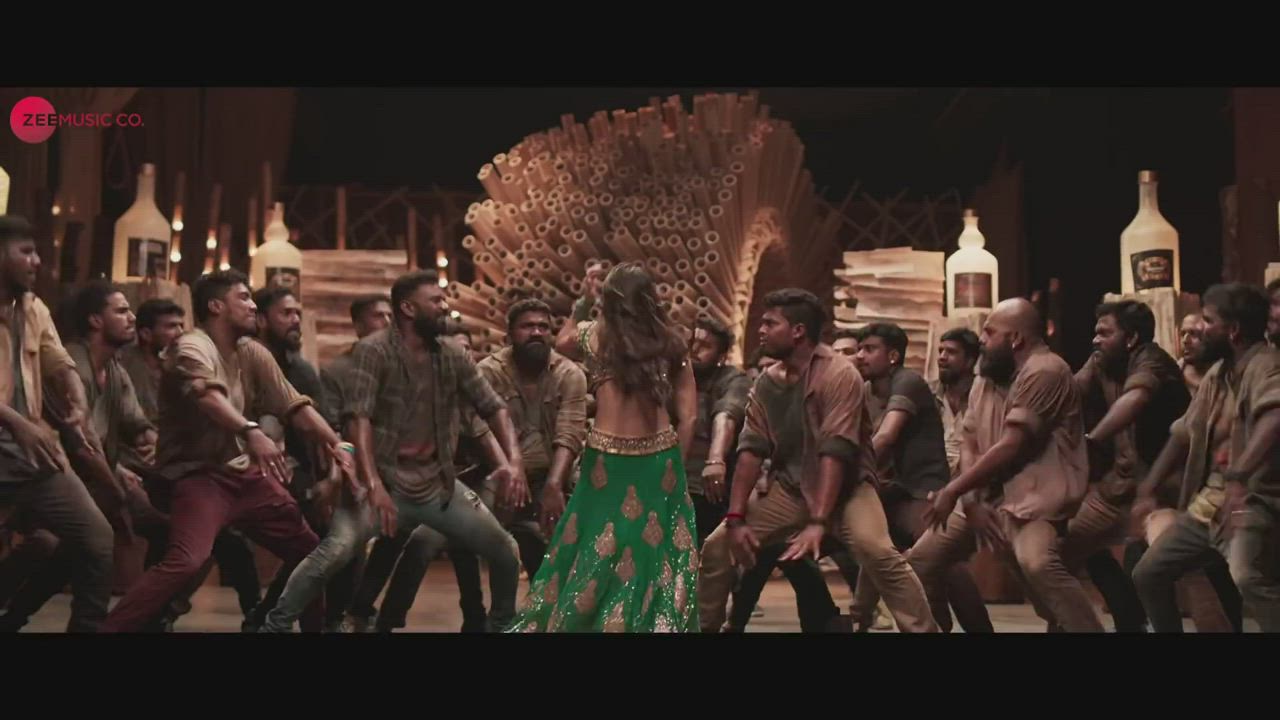Sunny Leone clip