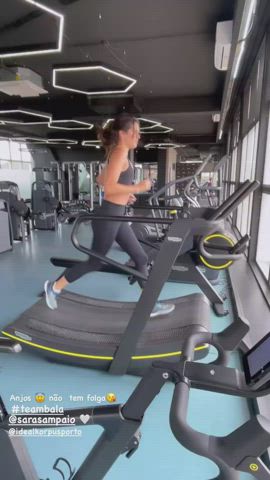 sara sampaio spandex workout clip