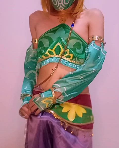 Do you think you're worthy of wielding my master sword? 💚