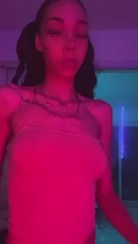 ebony latina solo undressing clip