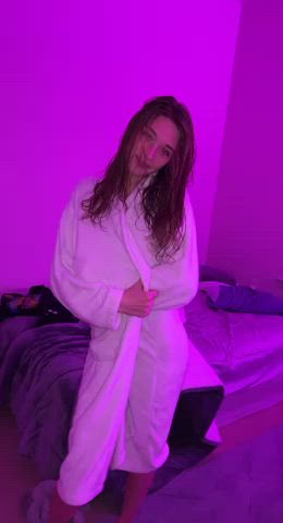 Would you fuck me after a shower?๐๐ฆ