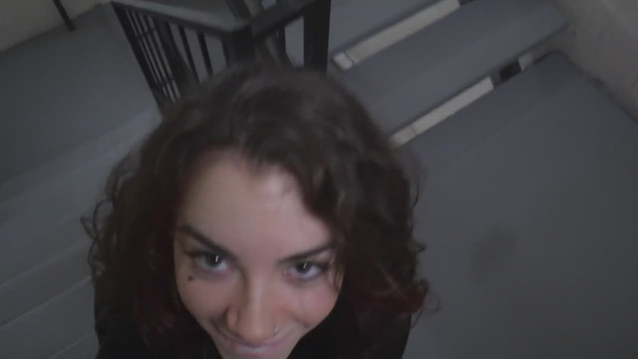 Amateur Blowjob Outdoor POV clip