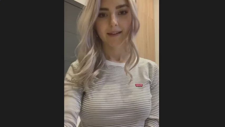 Amateur Cumshot Outdoor POV Russian Silicone Swedish Tight Pussy TikTok clip